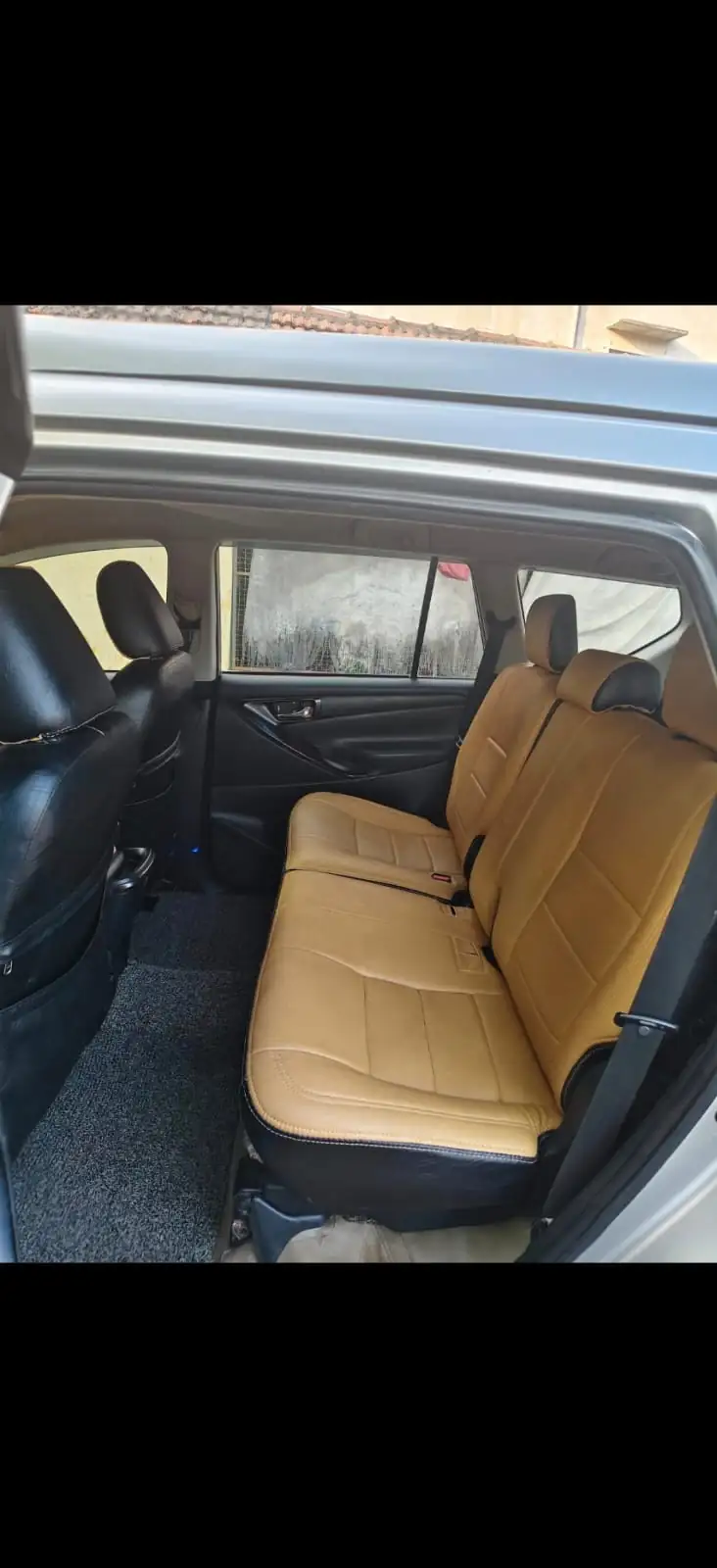 Toyota Innova Crysta middle-row passenger seating